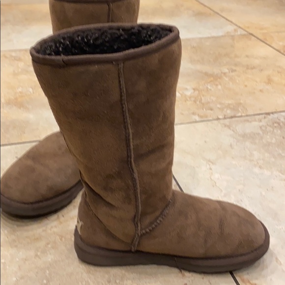 UGG Australia Boots women size 5 - Picture 9 of 16